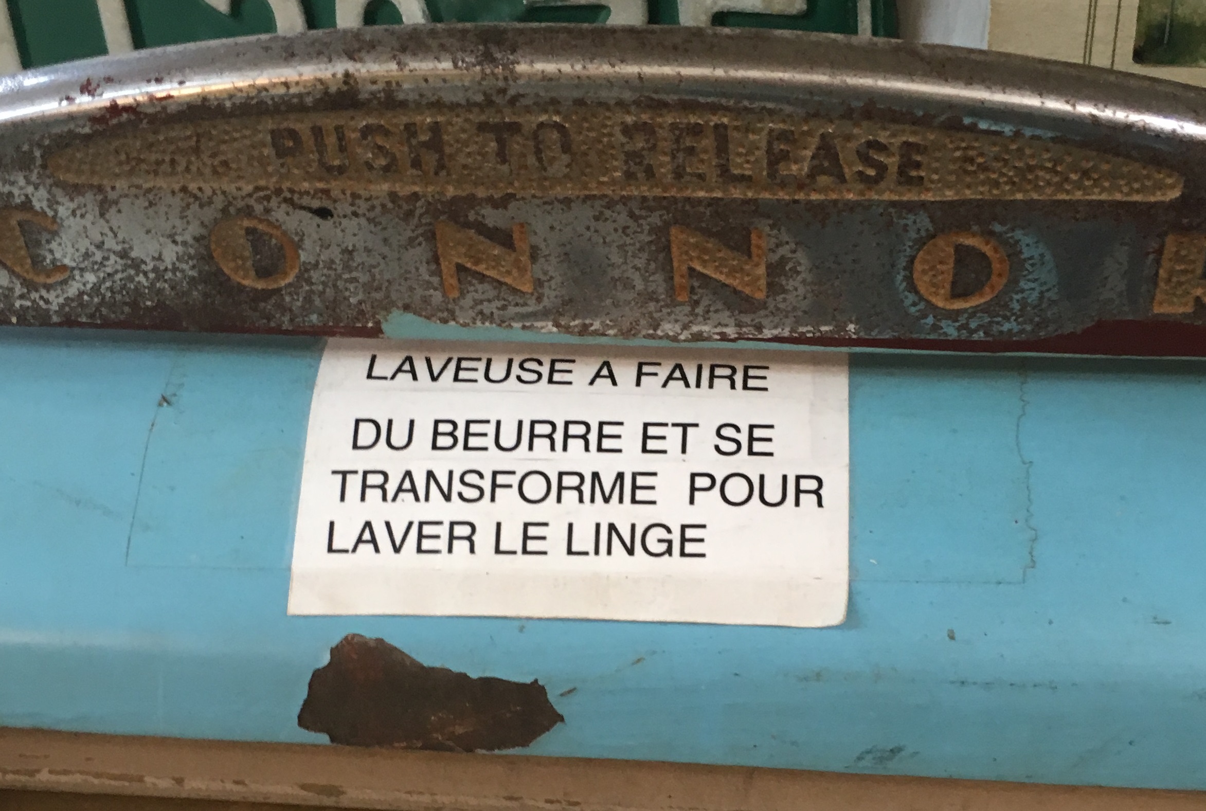 Machine pour beurre et linge.jpg