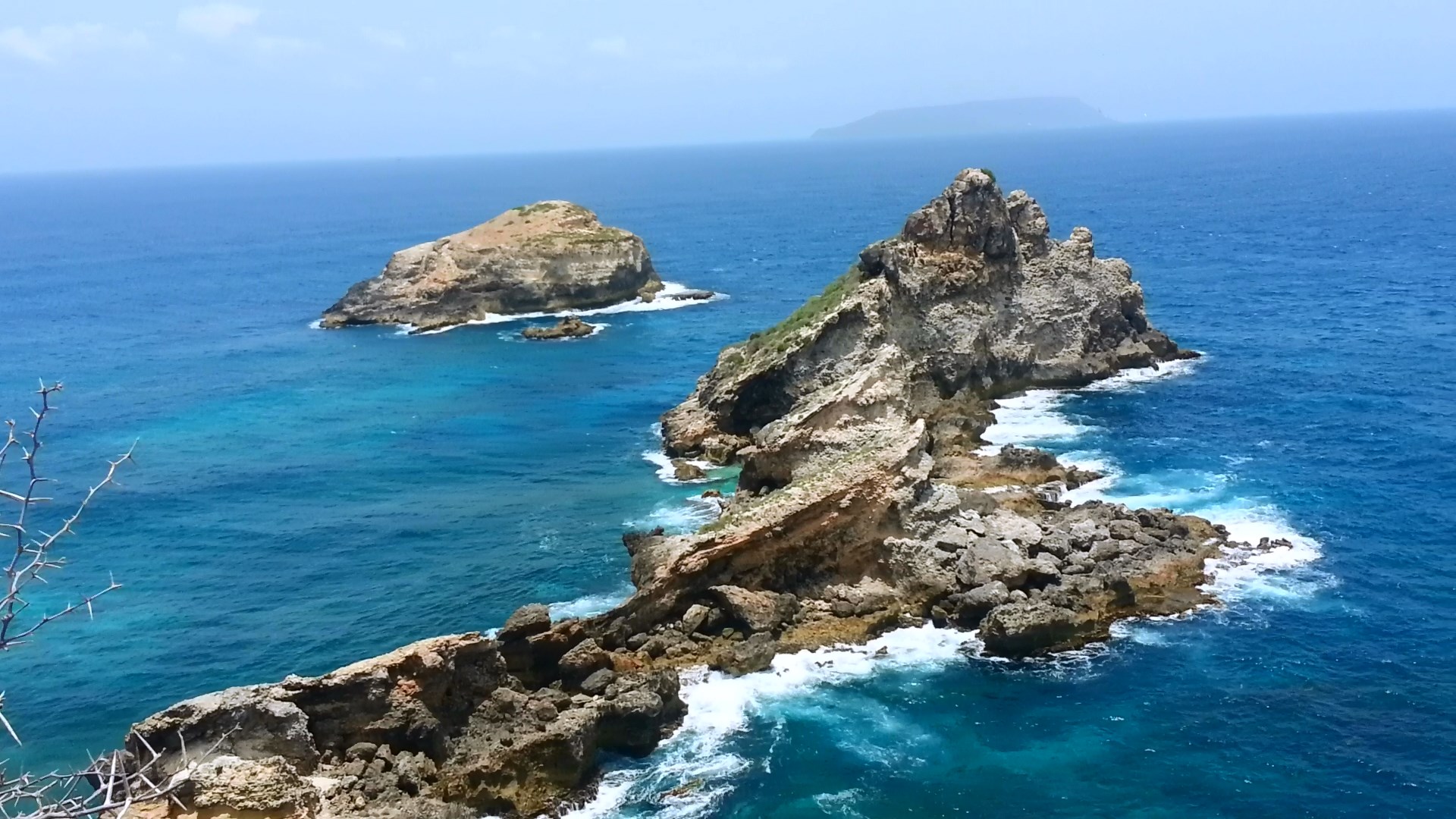 Guadeloupe, Pointe des châteaux.jpg